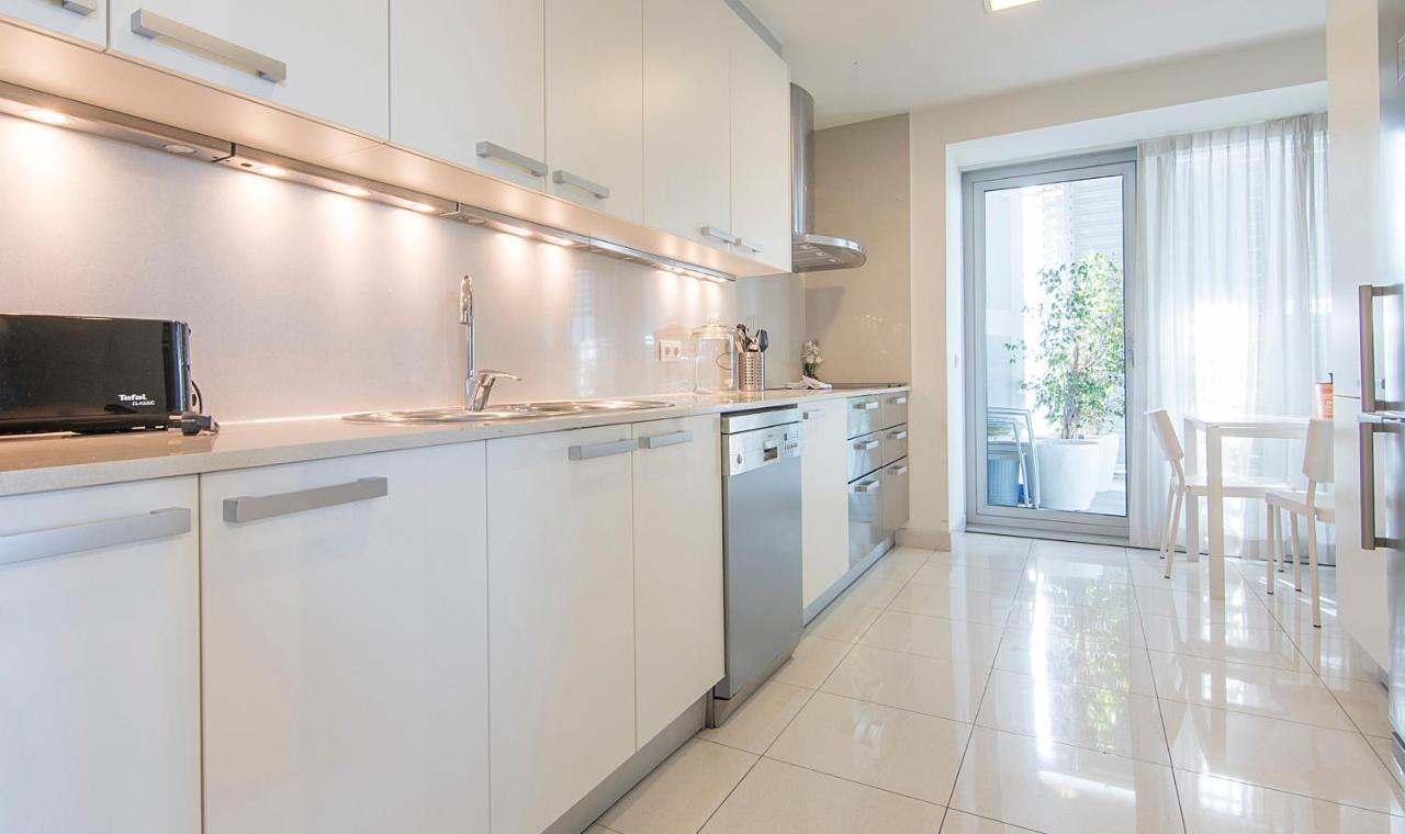 You Stylish Beach Apartments Barcelona Ngoại thất bức ảnh